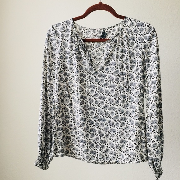 Theory Tops - Closet Clear Out!⚡️THEORY top blouse